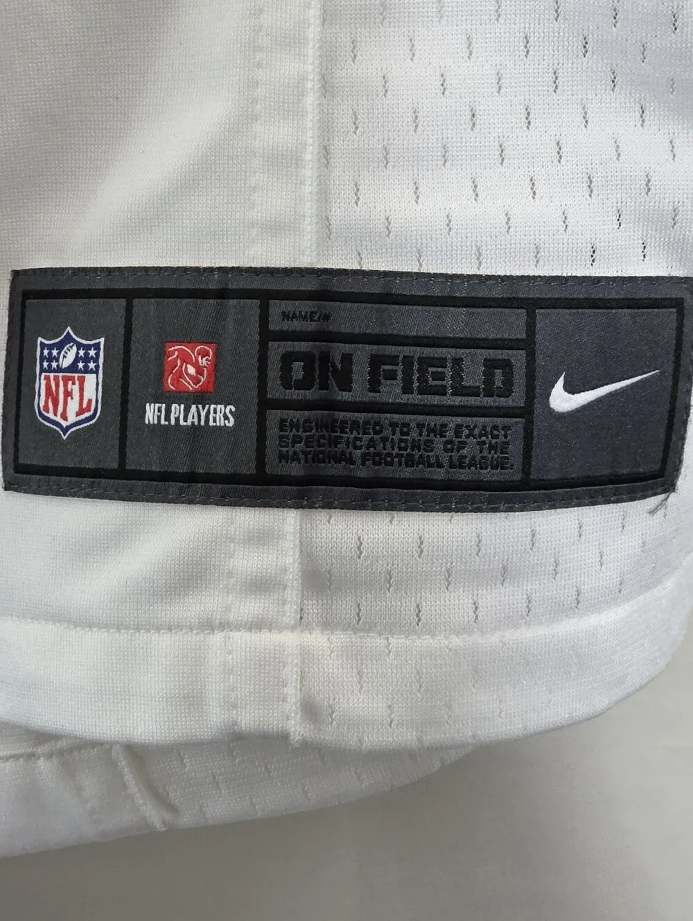 Nike New York Giants On Field‎ Eli Manning Jersey Size M Adult NFL White V-Neck